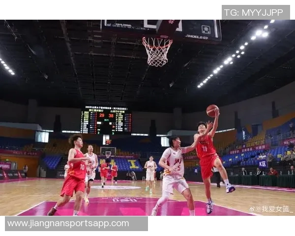 女篮锦标赛第二阶段四川队五人得分上双成功开启胜利之路